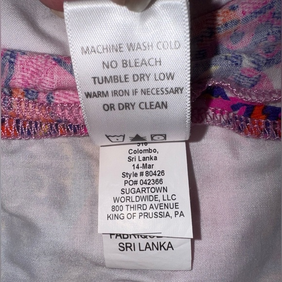 Lilly Pulitzer The Callahan Short Textured Paisley Print Cotton Size 2. EUC - Picture 10 of 11